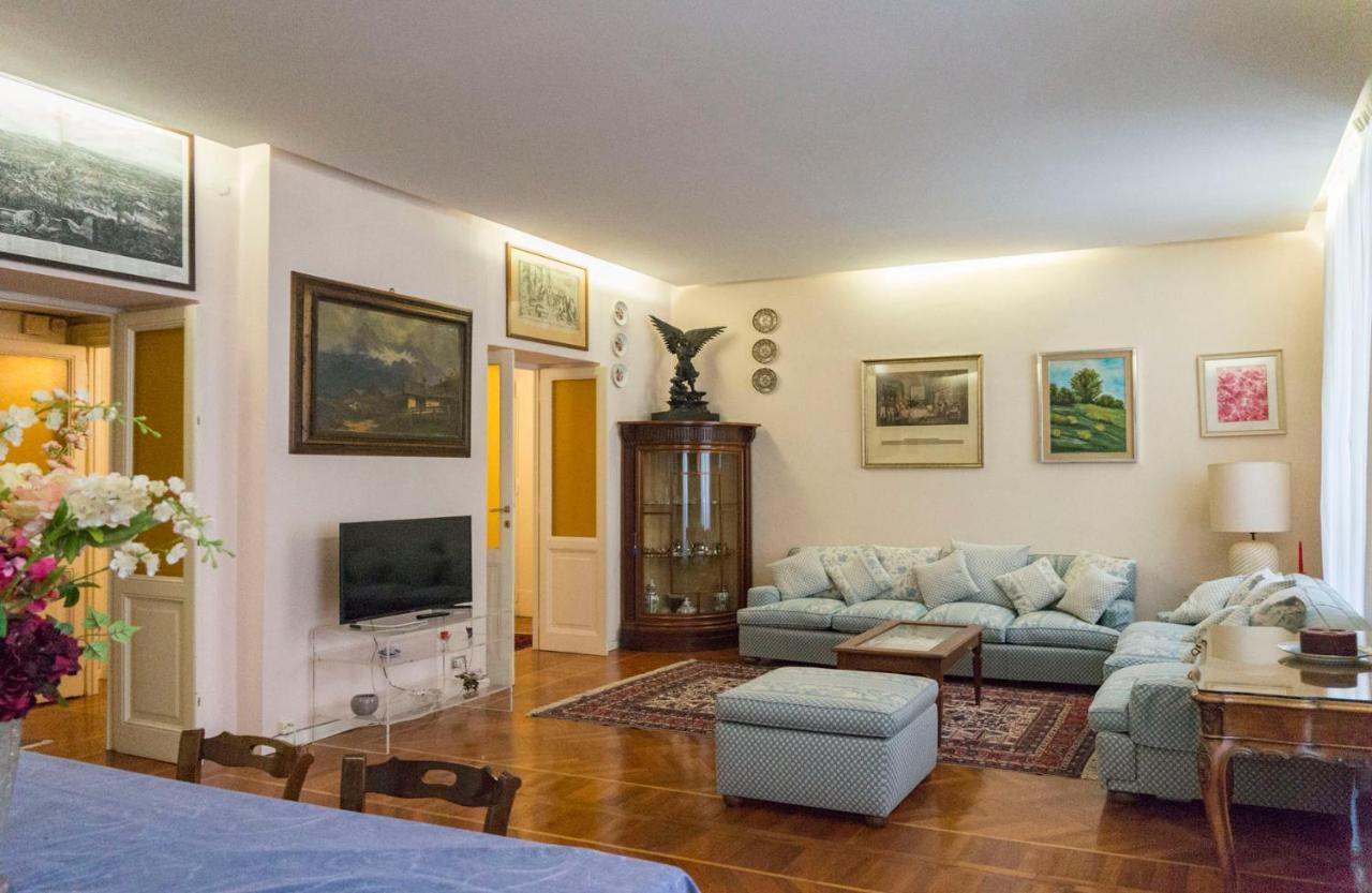 Luxury Art Atelier Apartment โรม ภายนอก รูปภาพ
