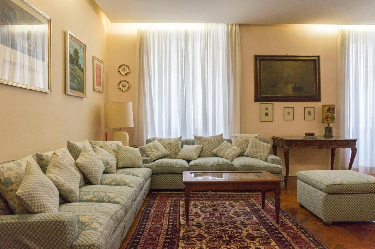 Luxury Art Atelier Apartment โรม ภายนอก รูปภาพ