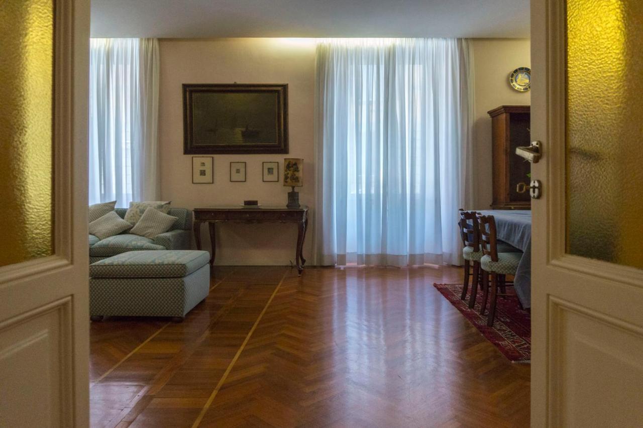 Luxury Art Atelier Apartment โรม ภายนอก รูปภาพ